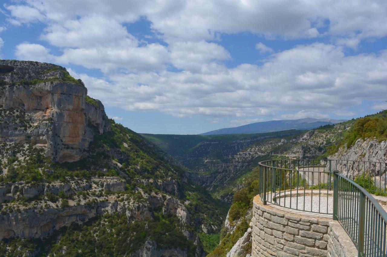 Hotel Le Nesk Ventoux - 3*
